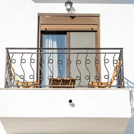 Gina's House Apartment Asklipiion