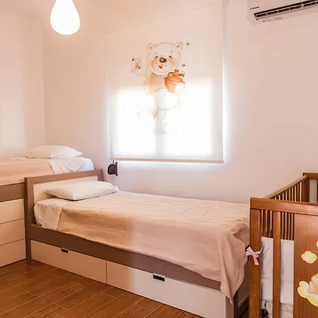 Gina's House * Asklipiion